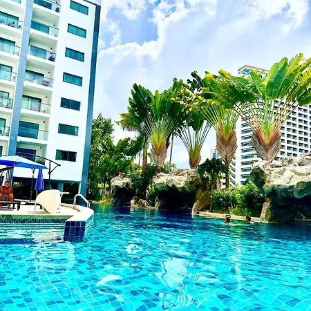 Club Royal Apartments
